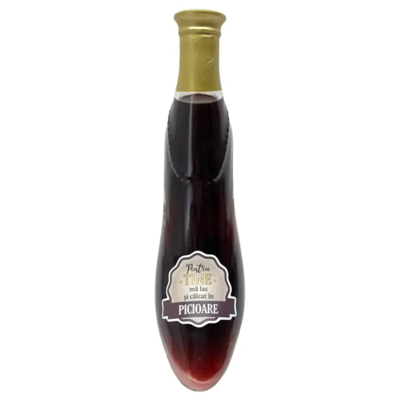 Pentru tine ma las calcat si in calcat in picioare, sticla vin in forma de pantof cu mesaj model st24 01